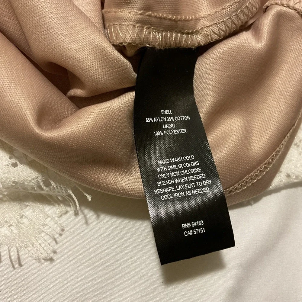 Jessica Howard Lace Dress ‎ Size 16.   k47